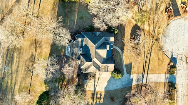 aerial view of property and surrounding area