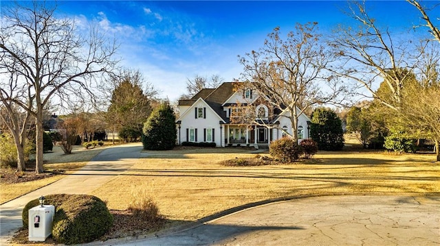 view of front of home with driveway