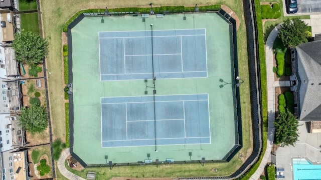 2093 Callaway Ct NW, Atlanta, GA 30318 - bird's eye view of a pool area