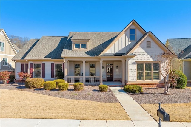 view of front of home with covered porch
