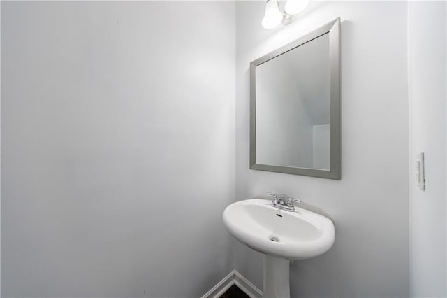 8475 Douglass Trl, Jonesboro, GA 30236 - bathroom featuring a sink