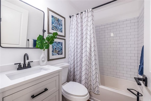 115 Biscayne Dr NW Unit F10, Atlanta, GA 30309 - full bath featuring toilet, shower / bath combination with curtain, and vanity