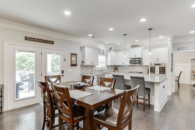 470 Wagon Hill Ln, Sugar Hill, GA 30518 - dining area featuring crown molding, recessed lighting, and dark wood-style flooring