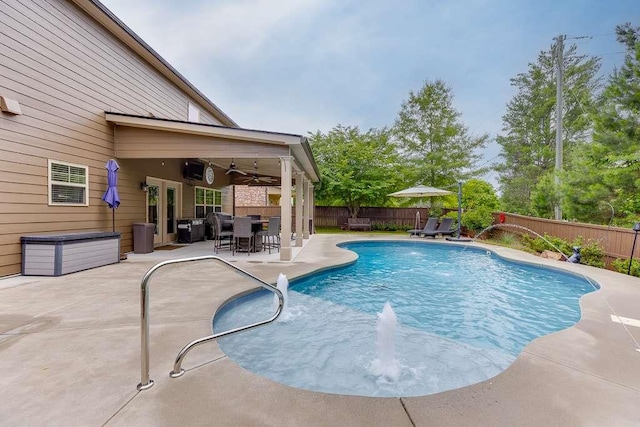470 Wagon Hill Ln, Sugar Hill, GA 30518 - view of swimming pool with a fenced backyard, a ceiling fan, a patio area, and outdoor dining space