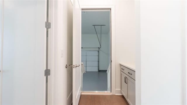 7020 Cottage Grove Dr, Flowery Branch, GA 30542 - corridor featuring light wood finished floors