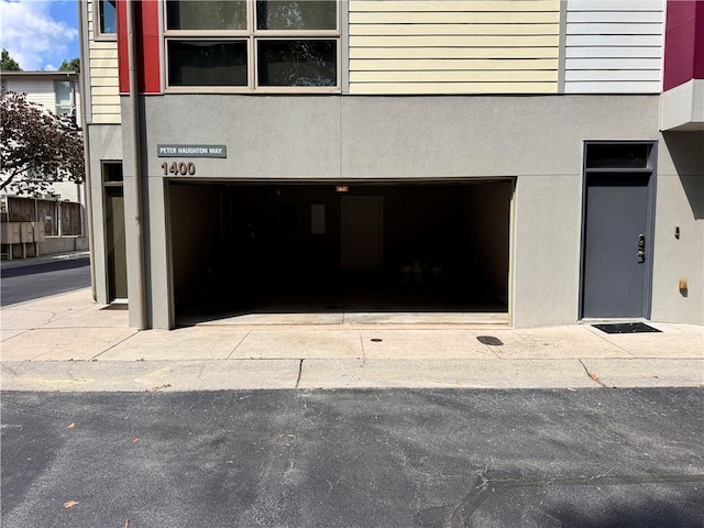 1400 Peter Haughton Way NW, Atlanta, GA 30318 - view of garage