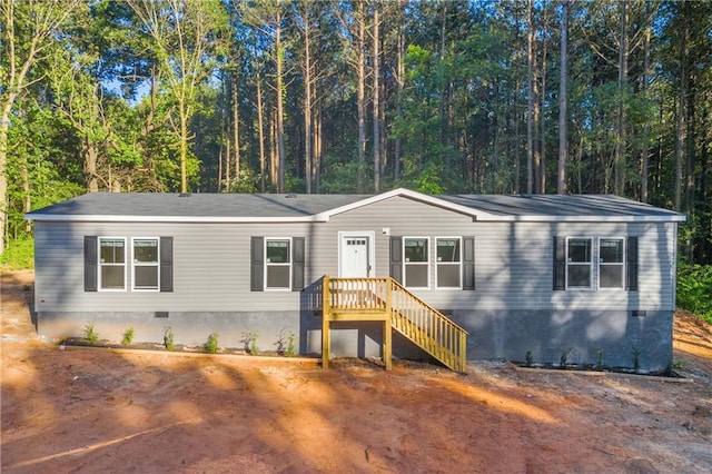2655 Jess Guest Rd, Dewy Rose, GA 30634 - manufactured / mobile home featuring crawl space