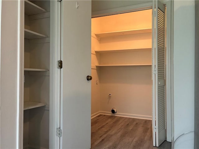 225 Magnolia Tree Ct, Johns Creek, GA 30022 - laundry room featuring wood finished floors, baseboards, and electric dryer hookup