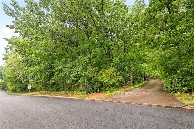 5680 Whitner Dr, Atlanta, GA 30327