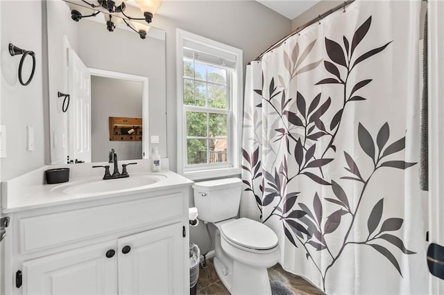 435 Ruby Forest Pkwy, Suwanee, GA 30024 - full bath featuring vanity, toilet, and curtained shower
