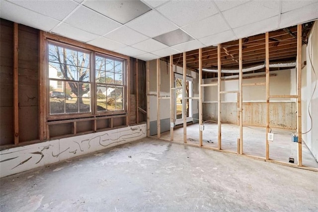 miscellaneous room with a drop ceiling