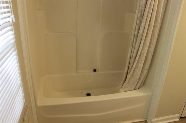 576 Nichols Rd, Pendergrass, GA 30567 - full bathroom featuring radiator and baseboards