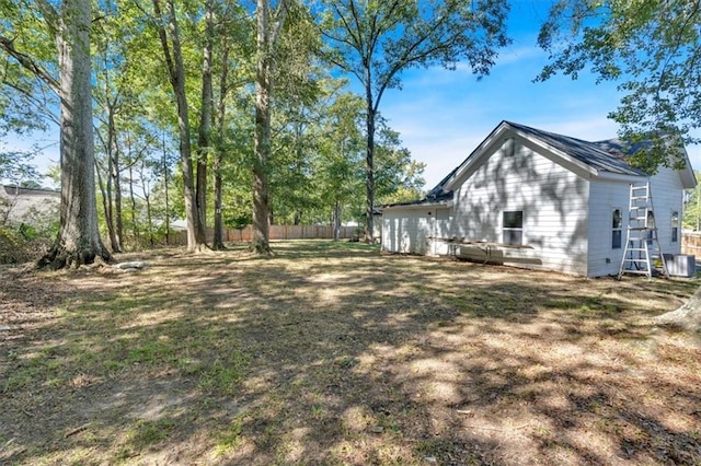 5361 N Main St, Acworth, GA 30101 - view of yard featuring fence