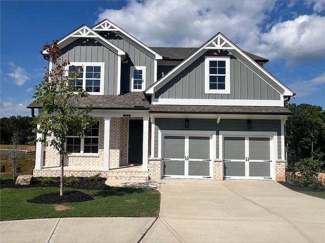 craftsman-style house with a garage