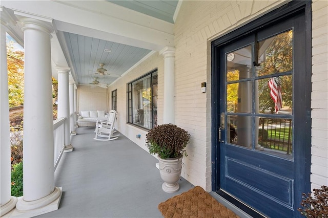 doorway to property featuring a porch