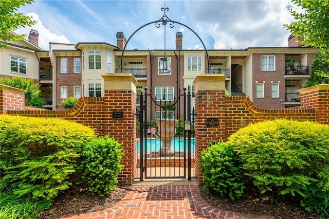 825 Highland Ln NE Unit 1116, Atlanta, GA 30306 - view of gate
