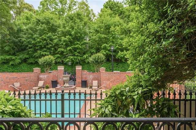 825 Highland Ln NE Unit 1116, Atlanta, GA 30306 - view of pool