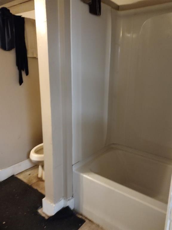 1005 Ashby Ter, Atlanta, GA 30314 - bathroom with shower / bathtub combination and toilet