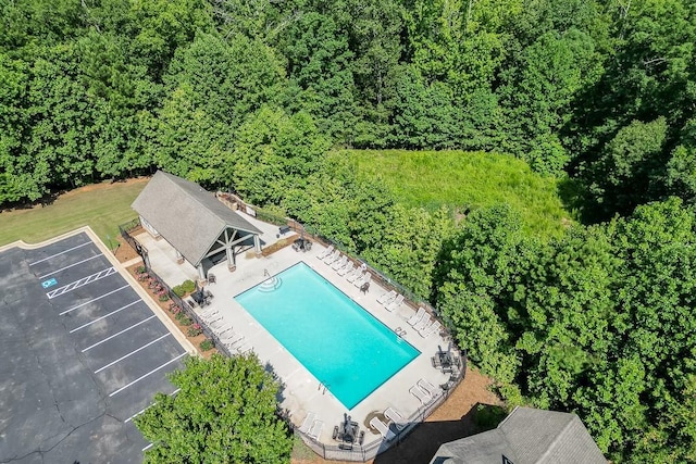 6206 Little Cove Dr, Flowery Branch, GA 30542 - bird's eye view of a pool