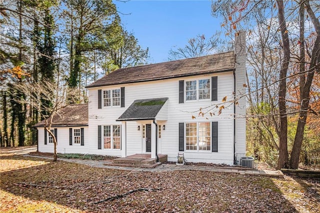 7935 Sweetwater Dr, Douglasville, GA 30135 - view of front of home featuring a chimney