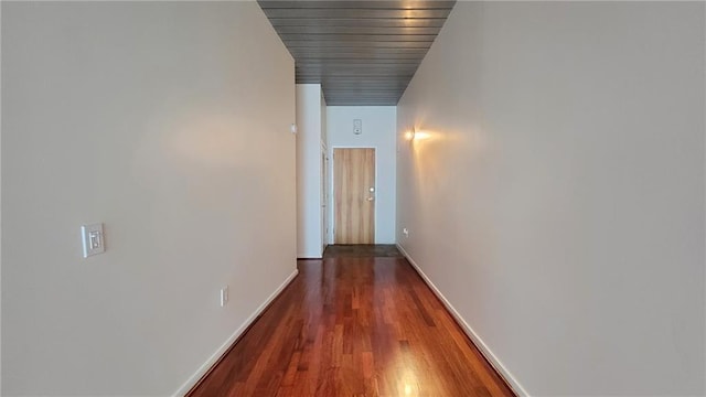 620 Glen Iris Dr NE Unit 321, Atlanta, GA 30308 - hallway featuring baseboards and wood finished floors