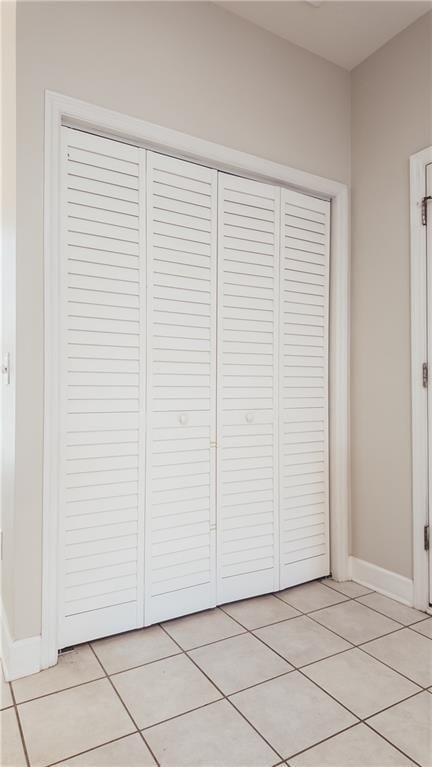 detailed view of baseboards