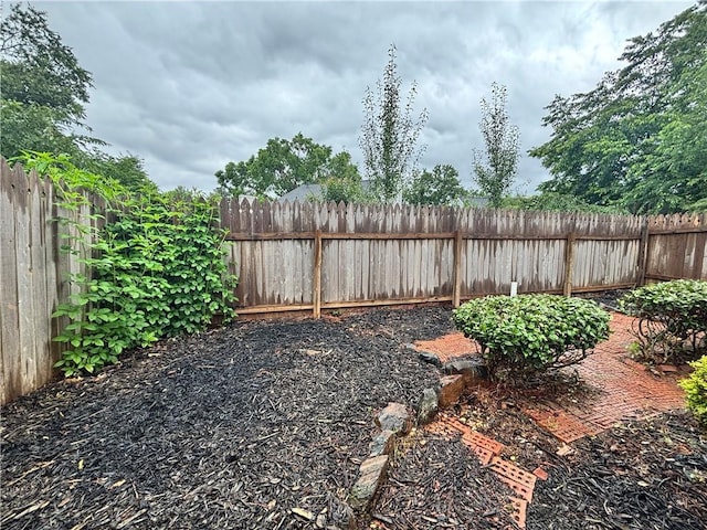 1822 Commonwealth Dr, Woodstock, GA 30188 - view of fenced backyard