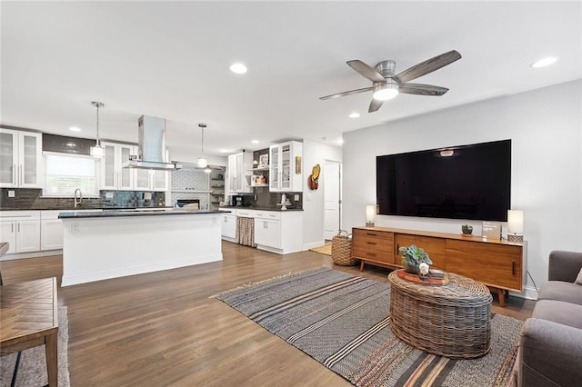 2572 Beverly Hills Dr, Chamblee, GA 30341 - living room featuring ceiling fan, recessed lighting, and dark wood finished floors
