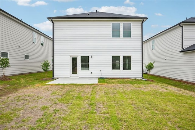 2770 Aralynn Way, College Park, GA 30337 - rear view of property featuring a patio and a lawn