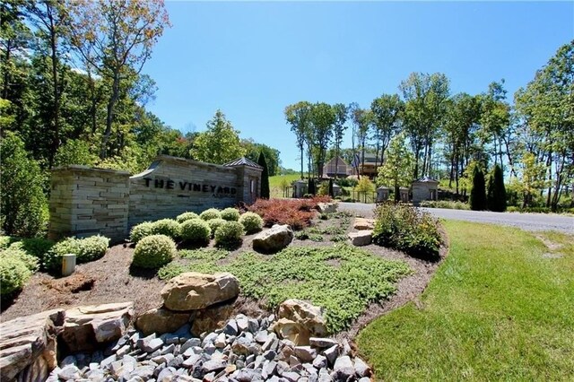 0 Twisted Oak Rd, Talking Rock, GA 30175