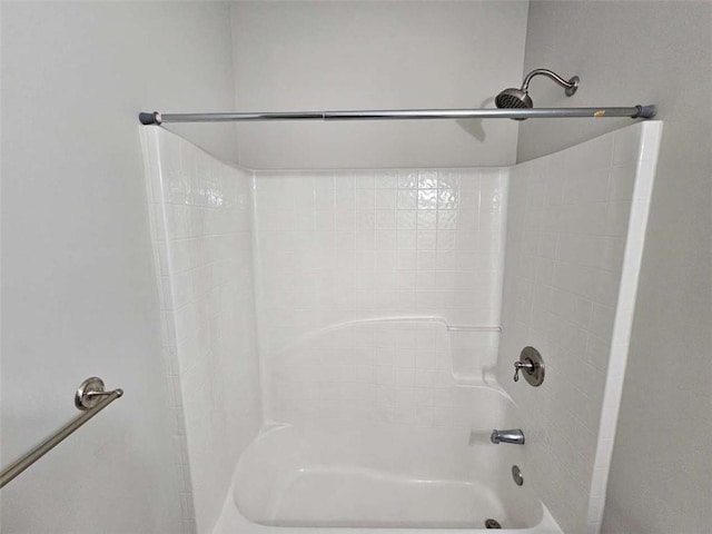 1021 Rock Elm Dr, Auburn, GA 30011 - full bathroom featuring shower / tub combination