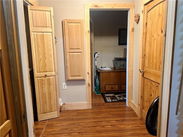 226 Hawk Hill Ln, Lakemont, GA 30552 - corridor featuring wood finished floors and baseboards