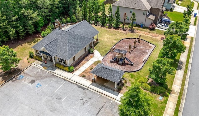aerial view of property and surrounding area