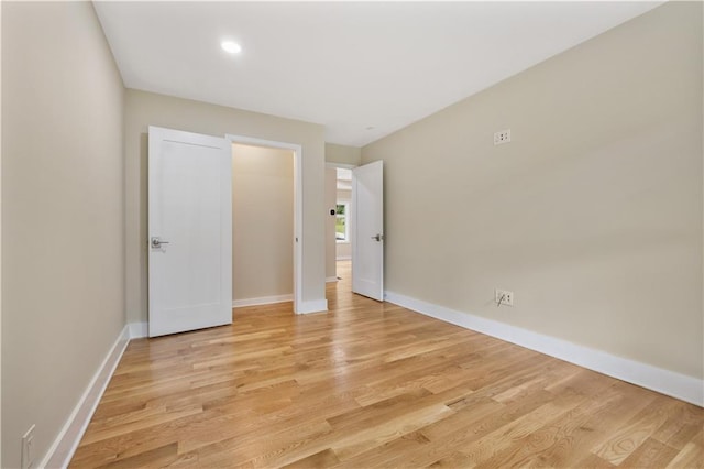 2552 Scenic Hwy S, Snellville, GA 30078 - unfurnished bedroom featuring light wood-style floors, baseboards, and recessed lighting