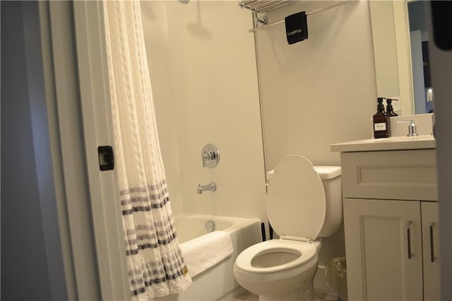 1350 May Ave Unit 14, Atlanta, GA 30316 - full bathroom with toilet, shower / tub combo with curtain, and vanity