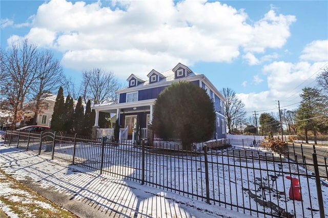 view of front of property