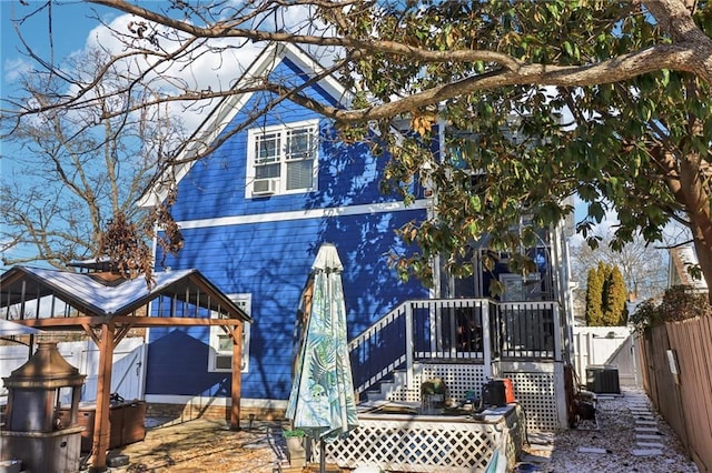 view of front of property featuring central AC