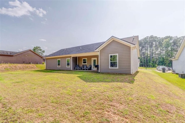 22 Gowen Dr, Rome, GA 30165 - rear view of house featuring a lawn