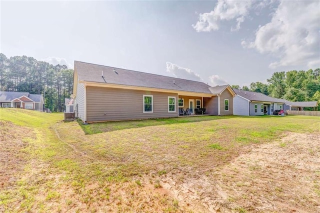 22 Gowen Dr, Rome, GA 30165 - back of property with a yard