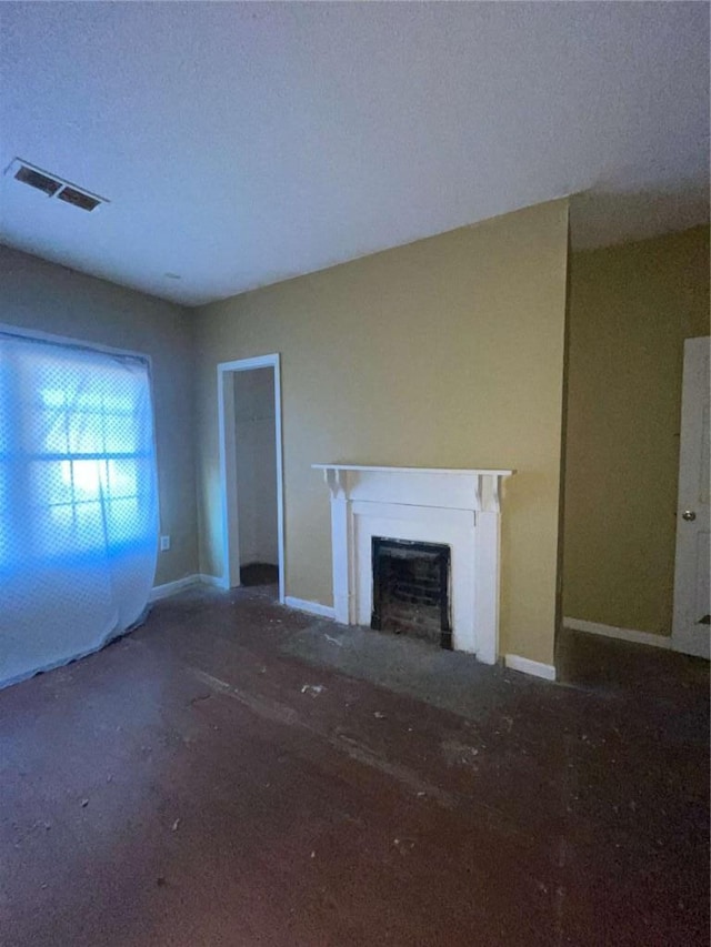 view of unfurnished living room