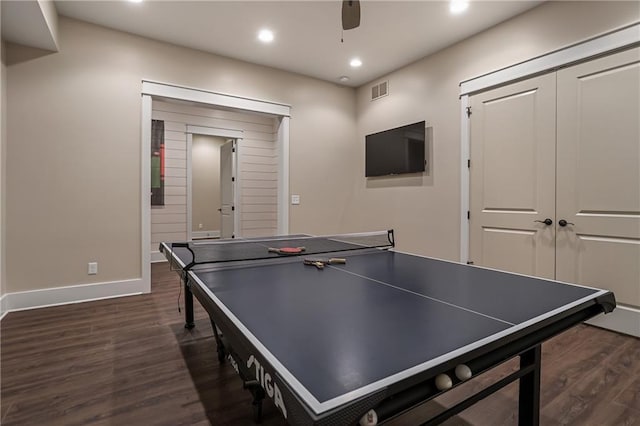 game room with recessed lighting, a ceiling fan, baseboards, visible vents, and dark wood finished floors