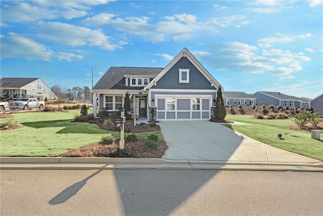 craftsman-style house featuring a front yard