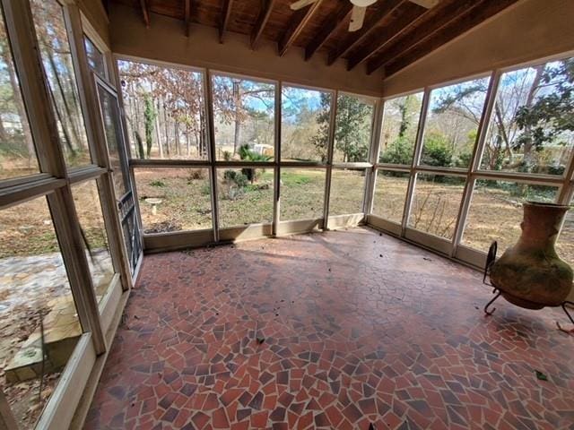 542 Banks Rd E, Fayetteville, GA 30214 - unfurnished sunroom with ceiling fan