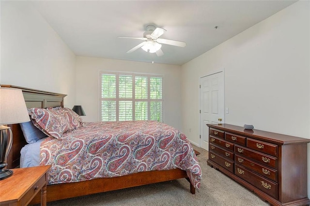 2400 Cumberland Pkwy SE Unit 613, Atlanta, GA 30339 - carpeted bedroom featuring a ceiling fan