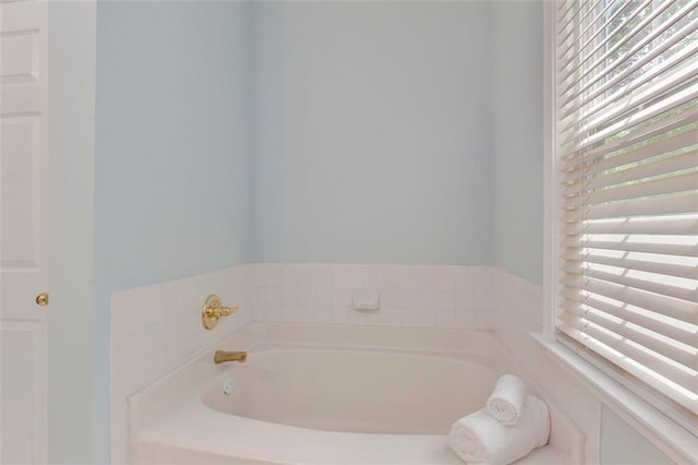 2400 Cumberland Pkwy SE Unit 613, Atlanta, GA 30339 - full bath with a bath