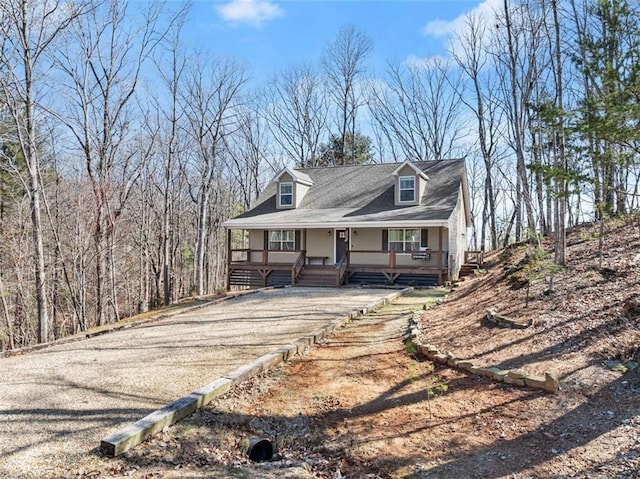 view of front of property featuring covered porch