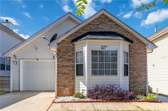 view of front of house featuring a garage