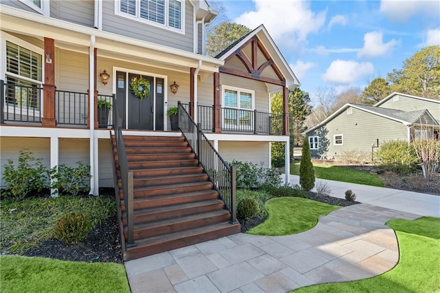 property entrance with a porch