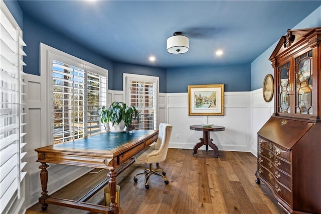 office area featuring hardwood / wood-style flooring