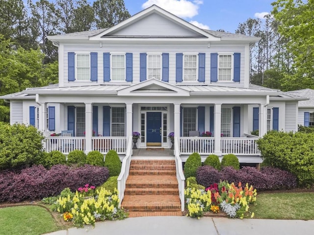 view of front of house featuring a porch